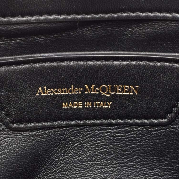 Pre Owned Alexander McQueen Black Leather Small The Seal Shoulder Bag