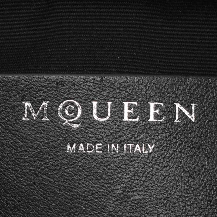 Pre Owned Alexander McQueen De Manta Eyelets Black Leather Clutch