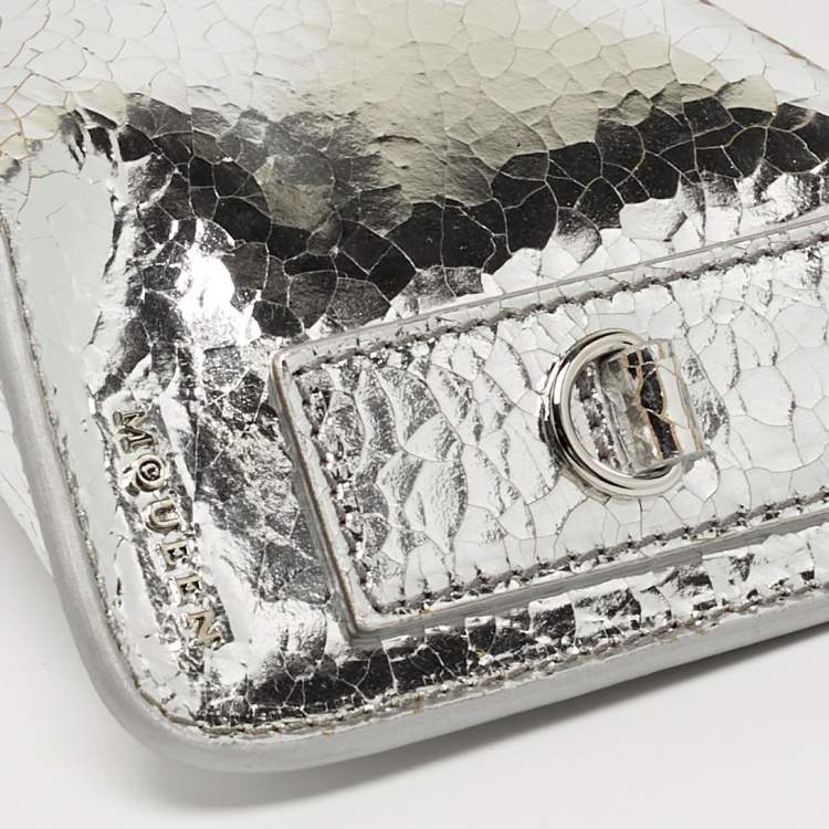Pre Owned Alexander McQueen T-Bar Silver Crackled Leather Sling Pouch