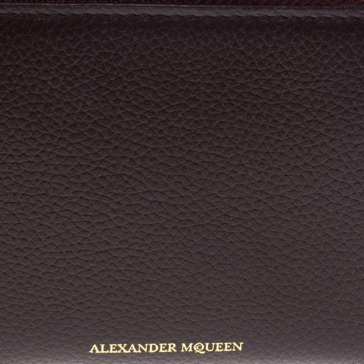 مملوكة مسبقًا Alexander McQueen Burgundy Leather Zip Around Compact Wallet