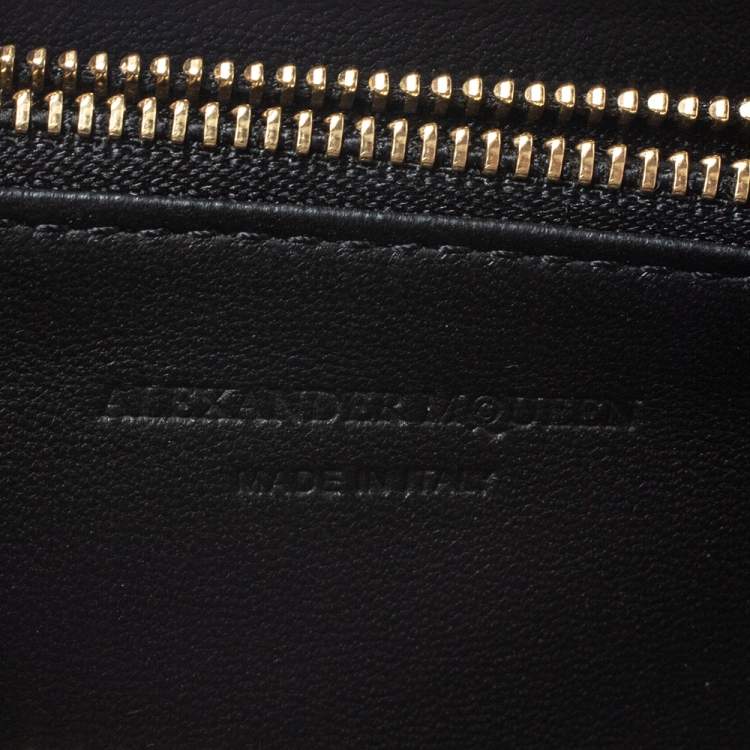 مملوكة مسبقًا Alexander McQueen Burgundy Leather Zip Around Compact Wallet