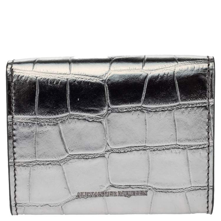 Pre Owned Alexander McQueen Silver Croc Embosed Leather Card Holder