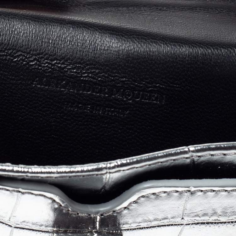 Pre Owned Alexander McQueen Silver Croc Embosed Leather Card Holder