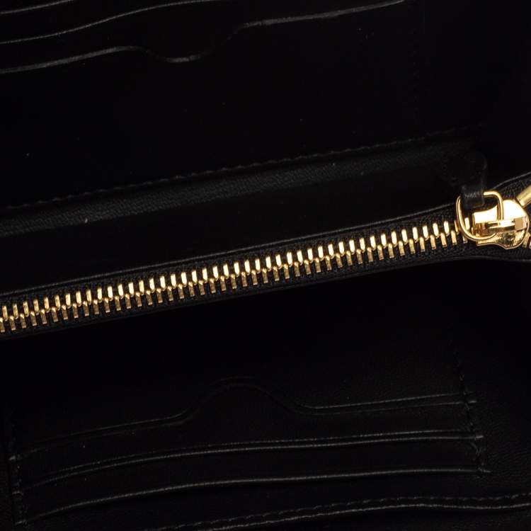 Pre Owned Alexander McQueen Fuchsia Leather Zip Around Wallet