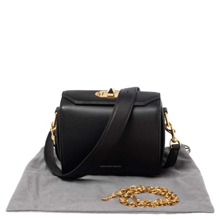 Pre Owned Alexander McQueen Black Leather Box 19 Shoulder Bag 