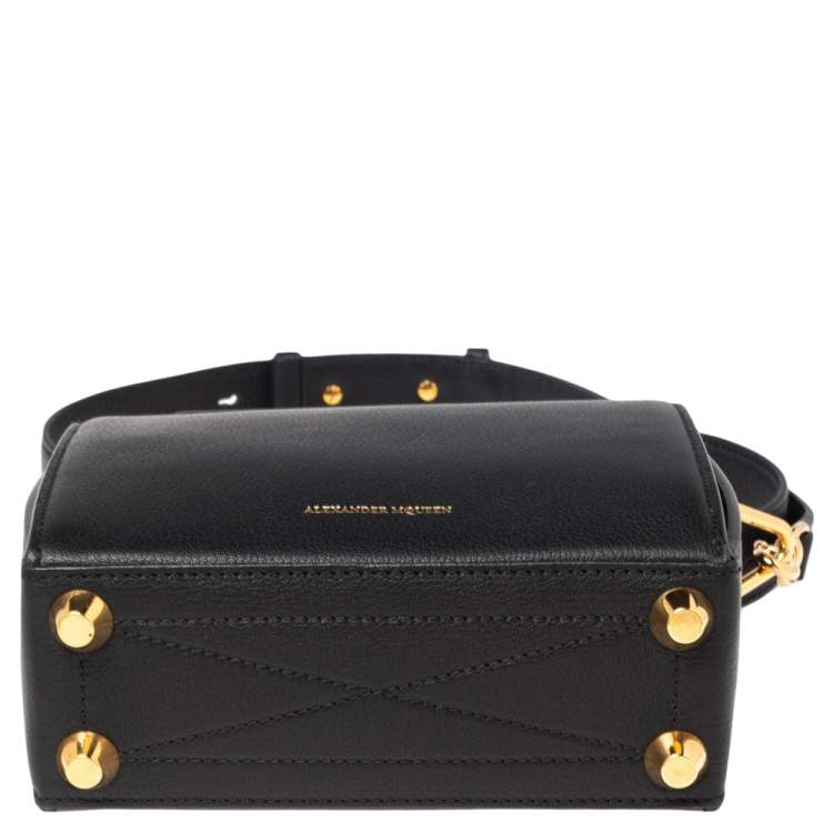 Pre Owned Alexander McQueen Black Leather Box 19 Shoulder Bag 