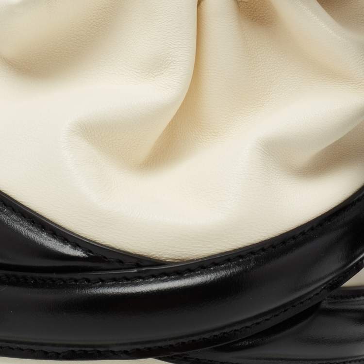 Pre Owned Alexander McQueen Ivory/Black Leather The Soft Curve Bucket Bag