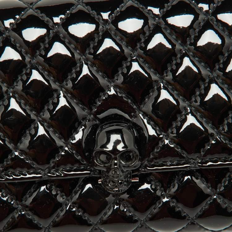 Pre Owned Alexander McQueen Black Patent Leather Skull Continental Wallet