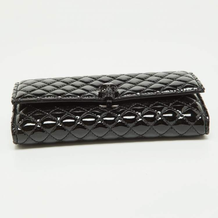 Pre Owned Alexander McQueen Black Patent Leather Skull Continental Wallet