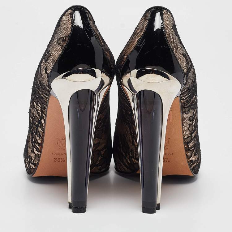 Pre Owned Alexander McQueen Beige/Black Mesh and Satin Pointed Toe Pumps Size 38.5