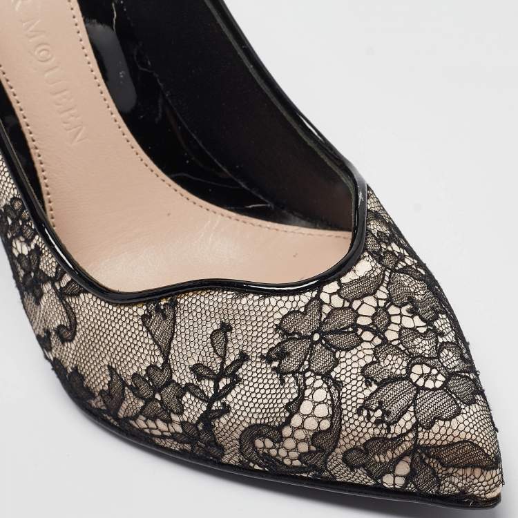 Pre Owned Alexander McQueen Beige/Black Mesh and Satin Pointed Toe Pumps Size 38.5
