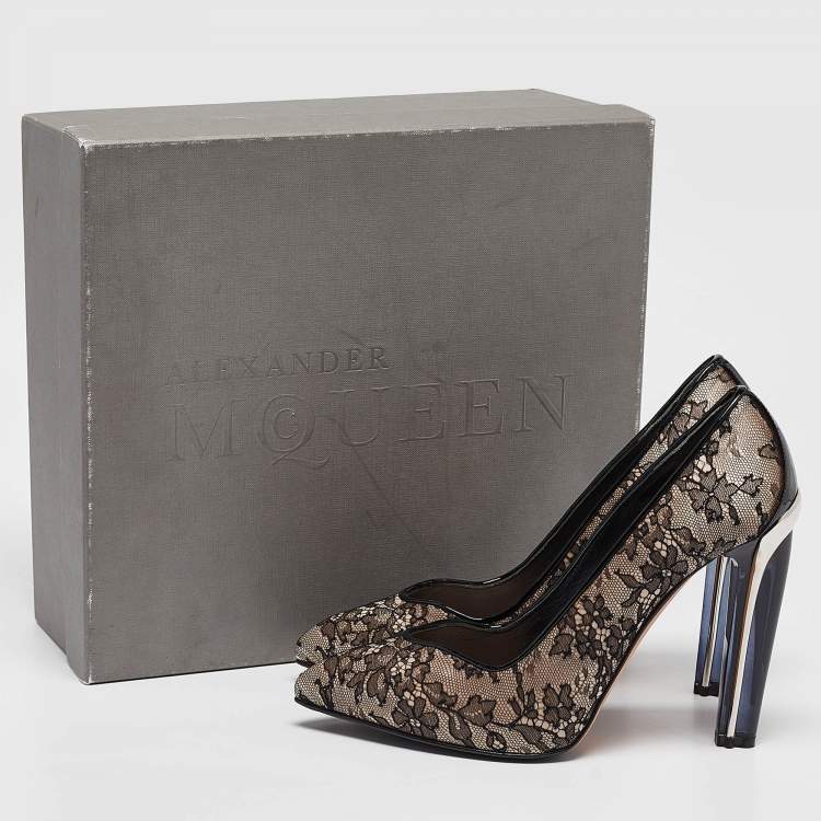 Pre Owned Alexander McQueen Beige/Black Mesh and Satin Pointed Toe Pumps Size 38.5