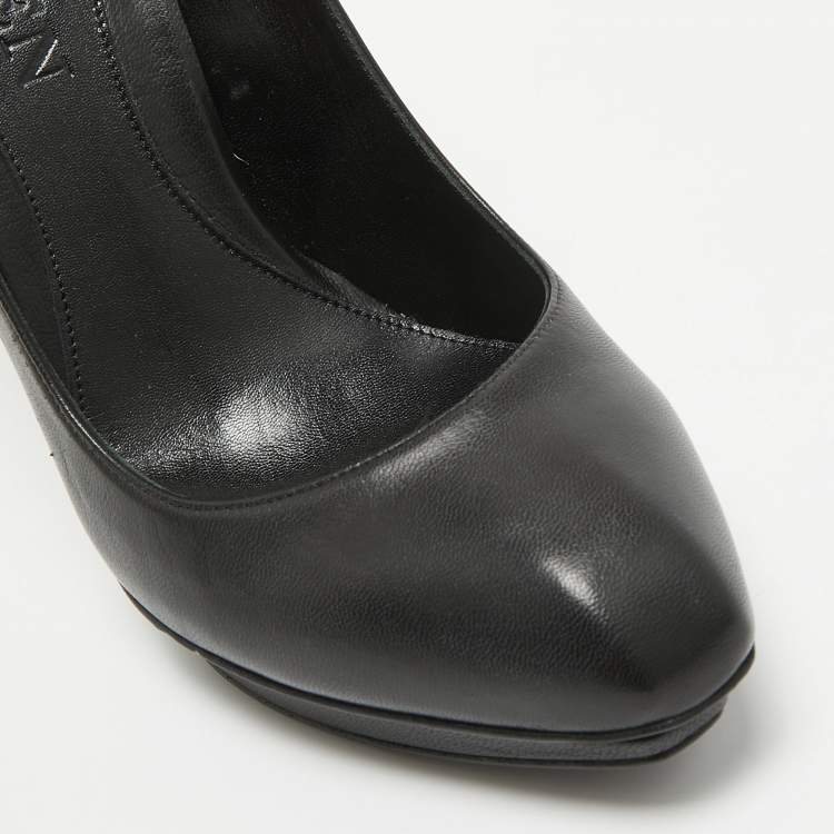 Pre Owned Alexander McQueen Black Leather Spikes Heel Pumps Size 40