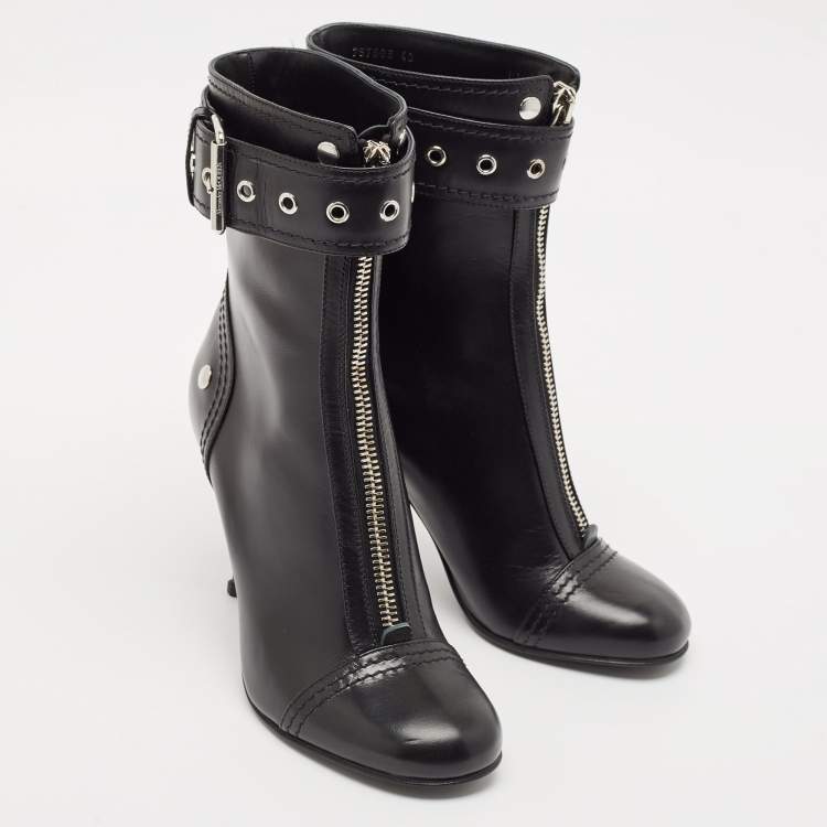 Pre Owned Alexander McQueen Black Leather Studded Biker Ankle Boots Size 40