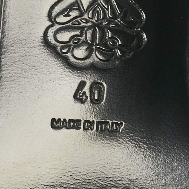 مملوكة مسبقًا Alexander McQueen Black Leather Thigh High Boots Size 40