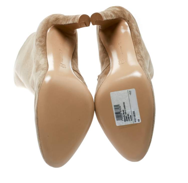 مملوكة مسبقًا Gianvito Rossi Beige Suede Ankle Boots Size 42