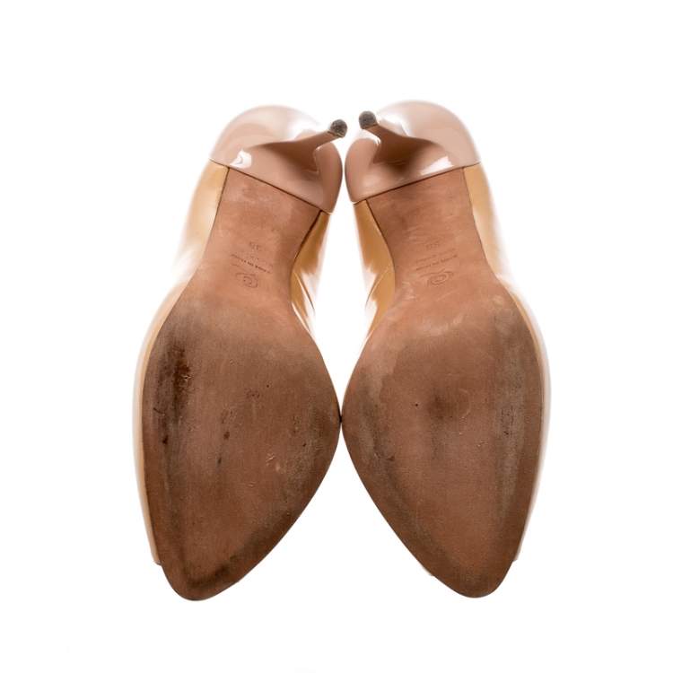 Pre Owned Alexander McQueen Beige Patent Leather Peep Toe Pumps Size 38