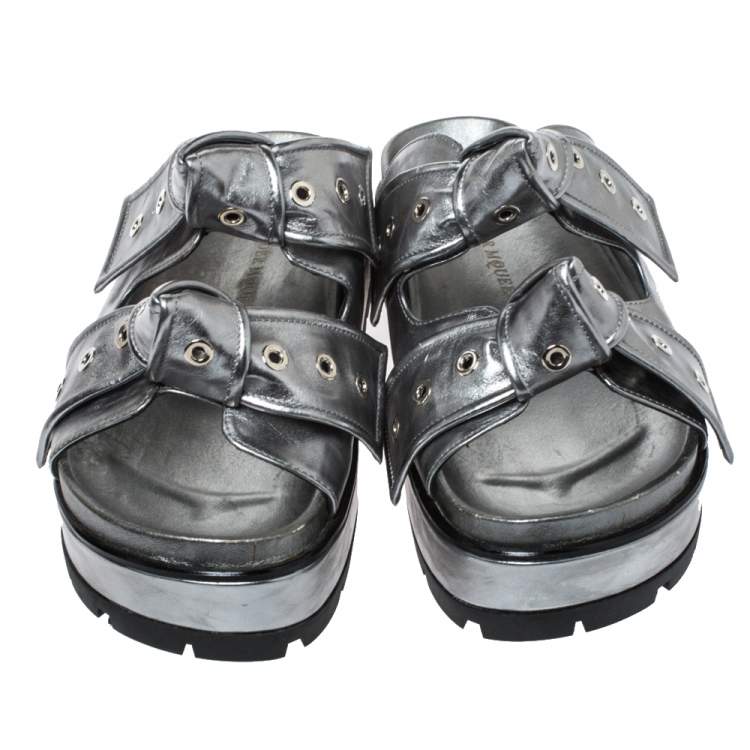 Pre Owned Alexander McQueen Metallic Grey Leather Birkenstock Rivet Bow Tie Slide Sandals Size 38.5