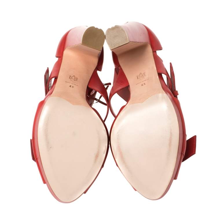 Pre Owned Alexander McQueen Red Leather Buckle Strappy Platform Sandals Size 41