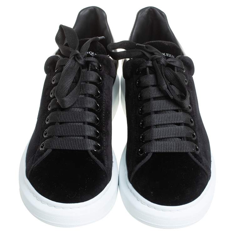 Pre Owned Alexander McQueen Black Velvet Oversized Low Top Sneakers Size 40