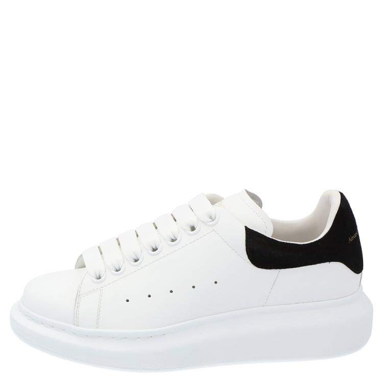 Alexander mcqueen store oversized sneaker sizing