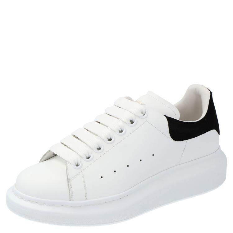 スニーカー ALEXANDER MCQUEEN OVERSIZE SNEAKERS WHITE White oversize low top sneaker quality alexander mcqueen