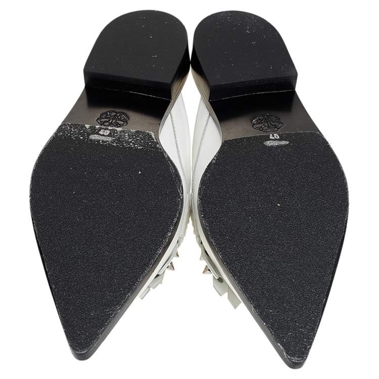 Pre Owned Alexander McQueen White Leather Studded Slip On Mules Size 40