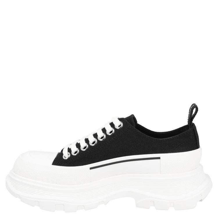Pre Owned Alexander McQueen Black Tread Slick Low Lace Up Sneakers EU 37