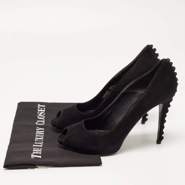 مملوكة مسبقًا Alexander McQueen Black Suede Knotted Peep Toe Pumps Size 39.5