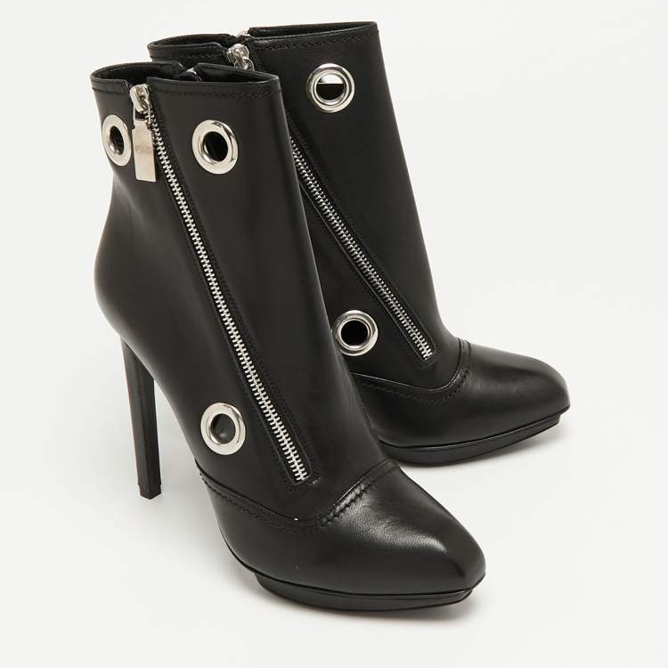 Pre Owned Alexander McQueen Black Leather Ankle Boots Size 40