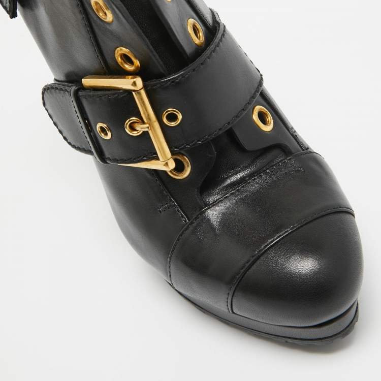 Pre Owned Alexander McQueen Black Leather Eyelet Buckle Booties Size 40