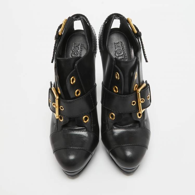 Pre Owned Alexander McQueen Black Leather Eyelet Buckle Booties Size 40