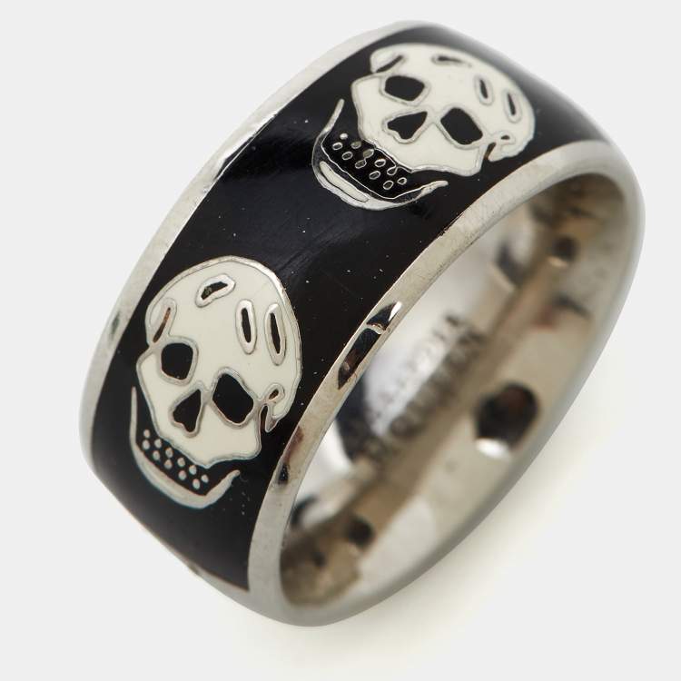 Pre Owned Alexander McQueen Silver Tone Black Enamel Skull Ring Size 55
