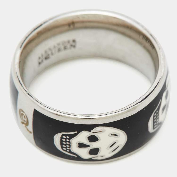 Pre Owned Alexander McQueen Silver Tone Black Enamel Skull Ring Size 55