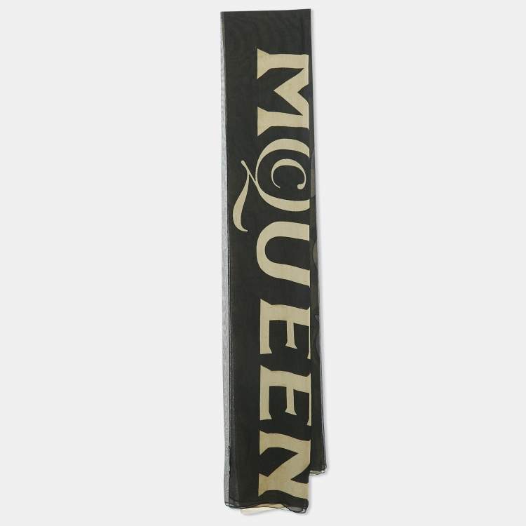 Pre Owned Alexander McQueen Multicolor God Save Print Silk Scarf