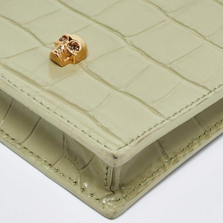 Pre Owned Alexander McQueen Light Green Croc Embossed Leather Skull Phone Case