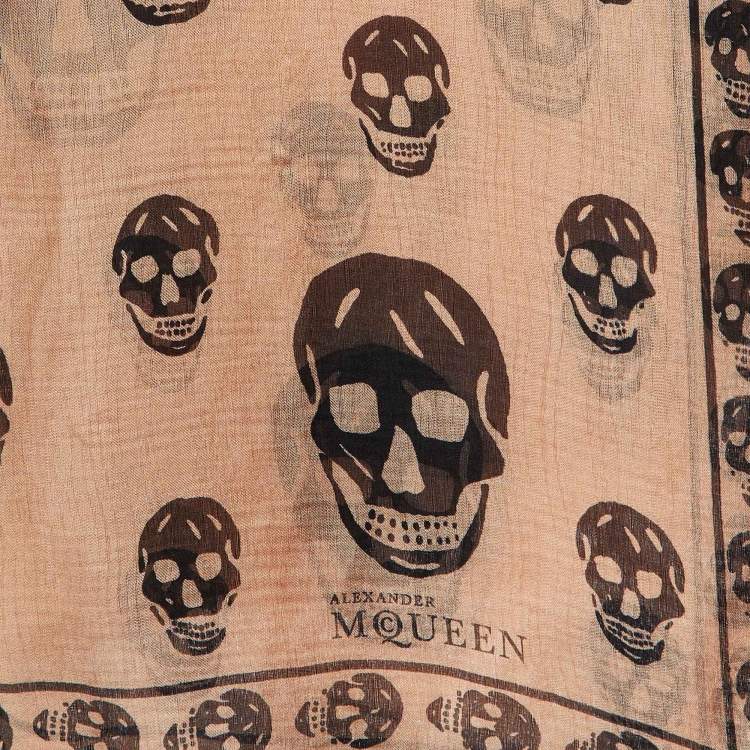 Pre Owned Alexander McQueen Pale Pink Skull Print Silk Scarf