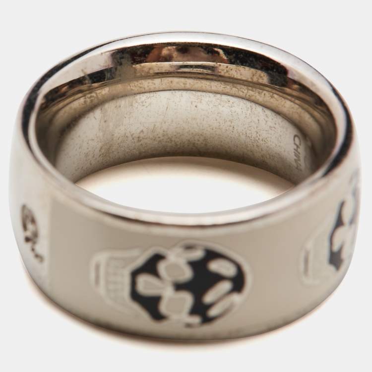 Pre Owned Alexander McQueen Silver Tone Black/White Enamel Skull Ring Size 55