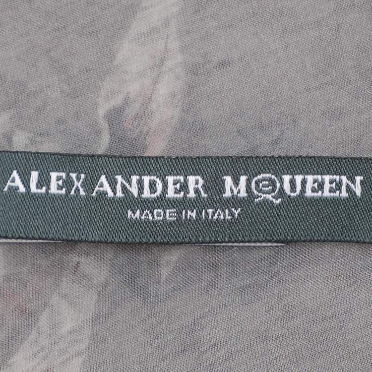 Pre Owned Alexander McQueen Grey Skull Printed Silk Scarf