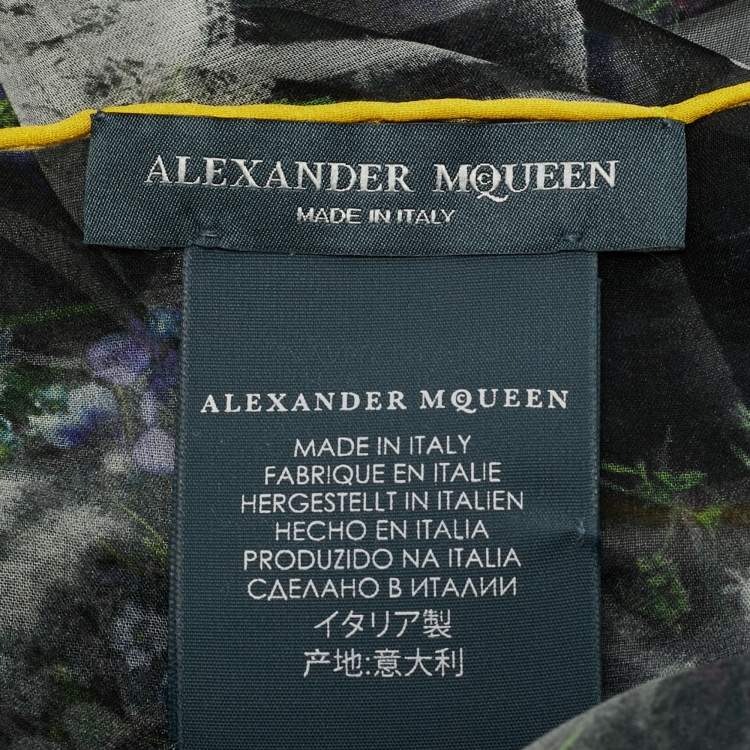 Pre Owned Alexander McQueen Black Floral Print Silk Square Scarf 