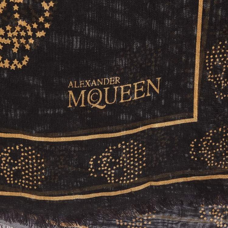 Pre Owned Alexander McQueen Black Skull Printed Silk Scarf