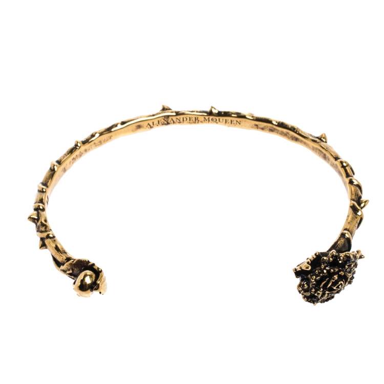 Pre Owned Alexander McQueen Crystal English Rose & Thorn Textured Gold Tone Open Cuff Bracelet M