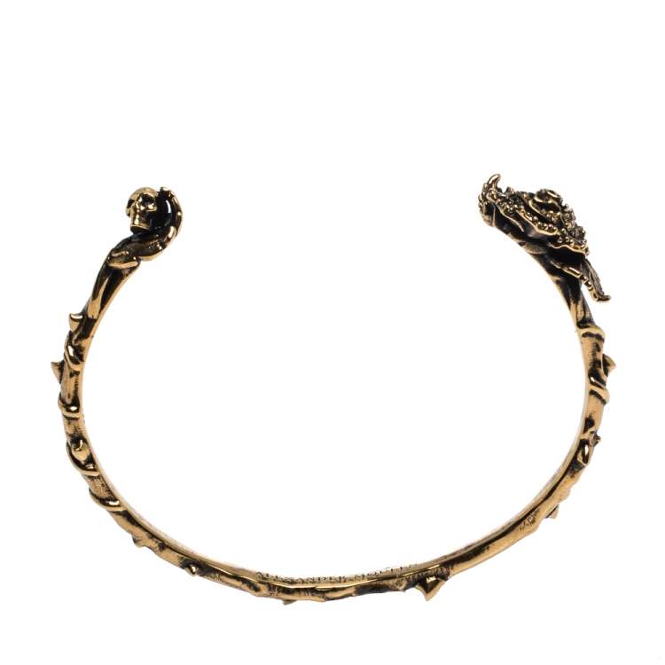 Pre Owned Alexander McQueen Crystal English Rose & Thorn Textured Gold Tone Open Cuff Bracelet M