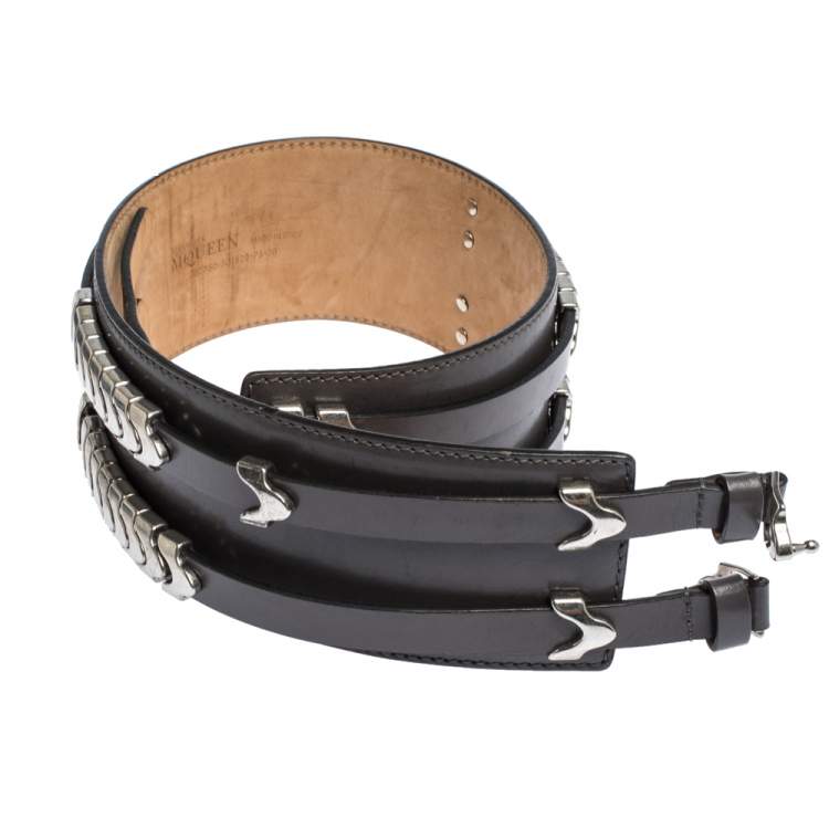 Pre Owned Alexander McQueen Grey Metal Detail Leather Double Buckle Waist Belt 75CM