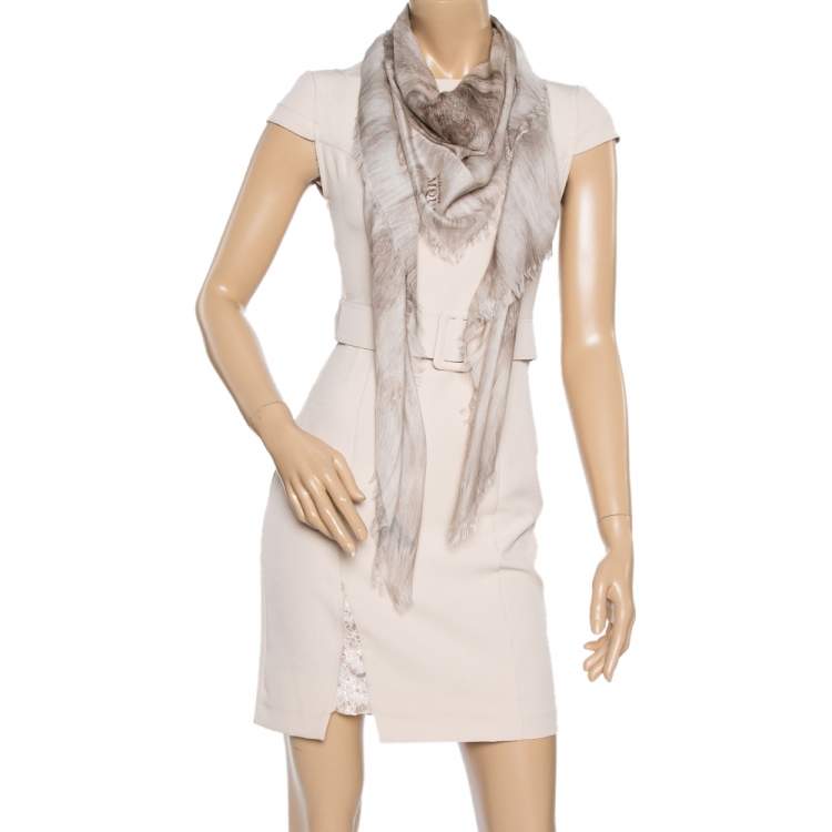 Pre Owned Alexander McQueen Beige Fur and Skull Print Modal Silk Scarf