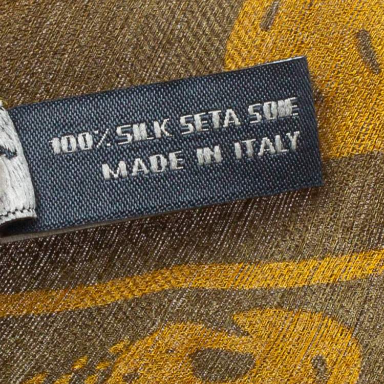 Pre Owned Alexander McQueen Olive Green Skull Print Silk Scarf