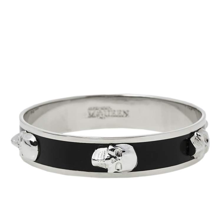 Pre Owned Alexander McQueen 3D Skull Black Enamel Silver Tone Bangle Bracelet