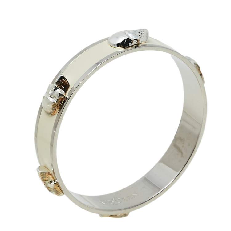 Pre Owned Alexander McQueen 3D Skull Off White Enamel Silver Tone Bangle Bracelet