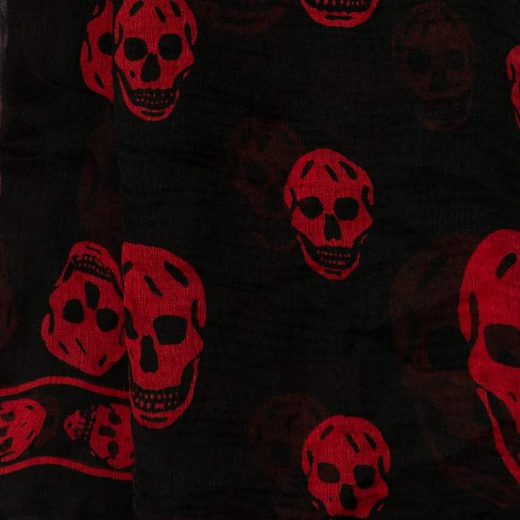 Pre Owned Alexander McQueen Black & Red Skull Print Silk Chiffon Scarf
