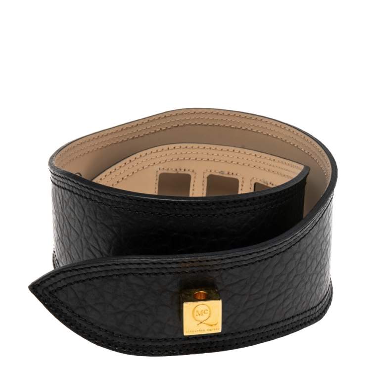 Textured leather waist belt